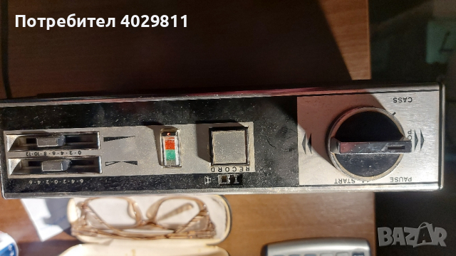 Касетофон Грундиг, снимка 3 - Радиокасетофони, транзистори - 44760774