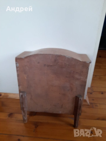 Стар Дървен шкаф,етажерка, снимка 4 - Антикварни и старинни предмети - 53950335