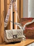 чанти guess , снимка 15