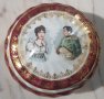 Старинна кутия- Наполеон и Жозефина- порцелан- лукс- Франция , снимка 1 - Антикварни и старинни предмети - 44375948