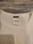 Бяла дизайнерска тениска – стилна и модерна. Размер Л. Чисто нова с етикета., снимка 3