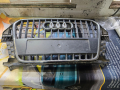 Решетка пред радиатора за Ауди Я3/ Audi Q3 2011 2014, снимка 1 - Части - 44717757