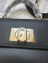 Дамска чанта Furla 1927 в черен цвят, снимка 2