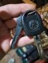 Продавам лот от различни видове автомобилни ключове (заготовки) и дистанционни, снимка 4