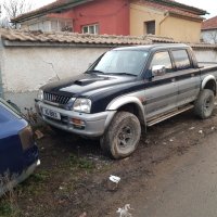 Митцубиши L200 4x4, снимка 1 - Автомобили и джипове - 32172122