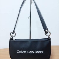 Луксозна Черна чанта Calvin Klein/SG-E72, снимка 4 - Чанти - 42902828