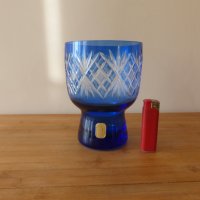 Синя кристална ваза дизайн Karin Grigat Германия 1970 г, снимка 1 - Вази - 42359302