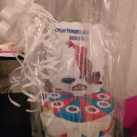 Картонена торта Спайдермен , снимка 2 - Подаръци за рожден ден - 30709144