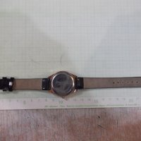 Часовник "MAI QI" ръчен дамски кварцов работещ, снимка 3 - Дамски - 30354232