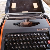 Българска пишеща машина, снимка 4 - Други ценни предмети - 44451408