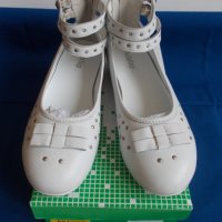 Балетки кожени бели № 37, снимка 1 - Детски обувки - 40610901