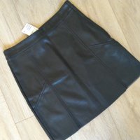 Красива кожена пола на H&M, снимка 1 - Поли - 34339716