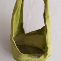 Текстилна дамска чанта, снимка 2 - Чанти - 31600998