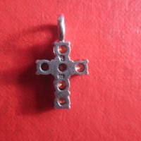 Невероятен сребърен кръст висулка медальон с камъни 925, снимка 3 - Колиета, медальони, синджири - 35101615
