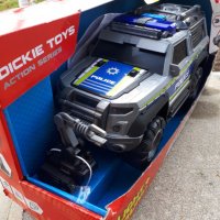 Полицейски Suv - Dickey Toys , свети и издава звук , чисто нов с кутия, снимка 4 - Коли, камиони, мотори, писти - 31240349