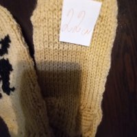 Ръчно плетени детски чорапи 25% вълна, снимка 2 - Други - 34084165