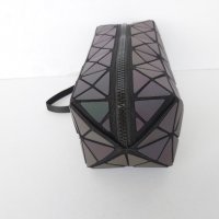 Дамска чанта Хамелеон несесер с триъгълни елементи. Подходяща за подарък за , снимка 7 - Чанти - 31216134