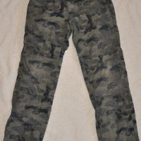 Kiabi панталонче с памучна подплата - камуфлажен принт, размер 120-125 см., снимка 1 - Детски панталони и дънки - 34122545