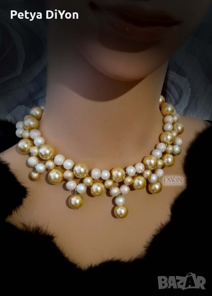 Официално колие от перли в златно и бяло. , снимка 1