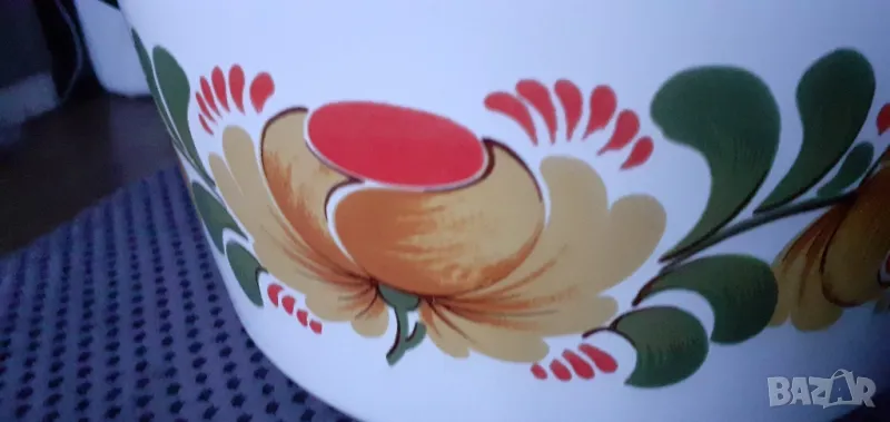 Нова тенджера емайл с декорация, снимка 1