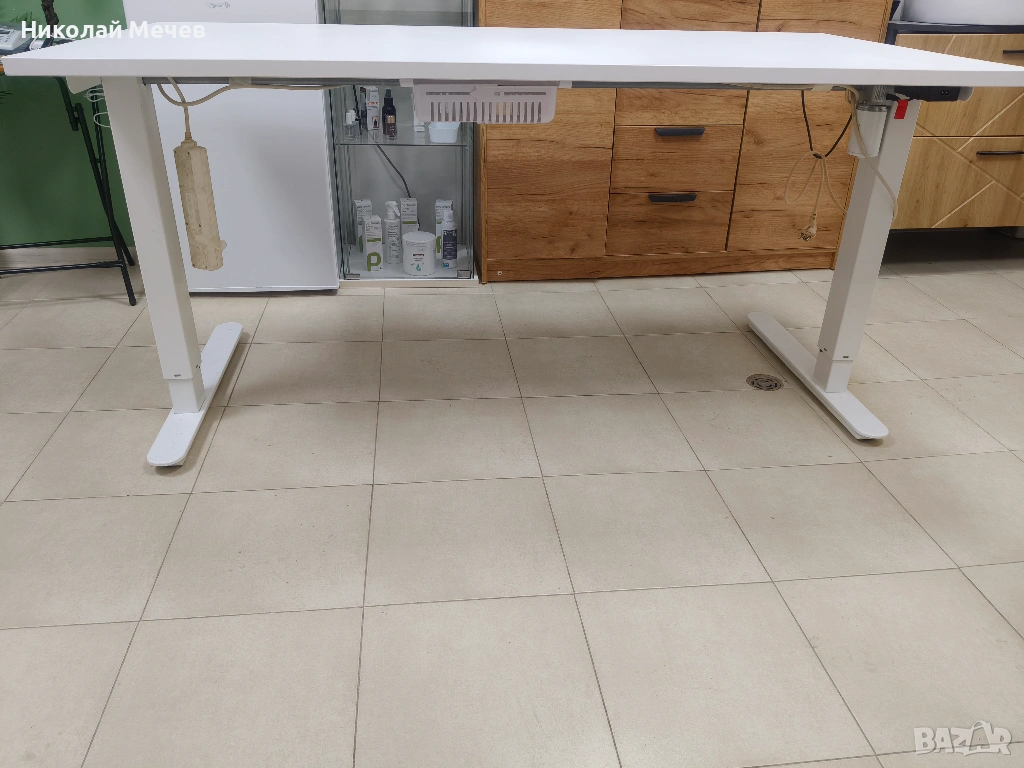 Регулируема работна маса, снимка 1