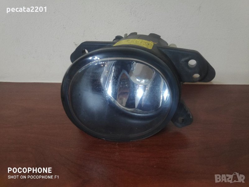 Продавам - оригинален десен халоген за Мерцедес, снимка 1