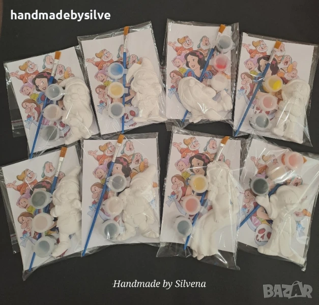 фигурки за оцветяване - Снежанка и седемте джуджета, снимка 1