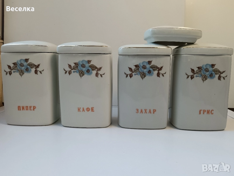 Порцеланови буркани за подправки , снимка 1