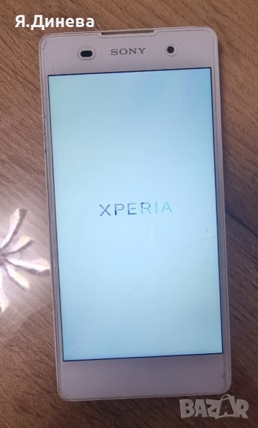Смартфон Sony xperia, снимка 1