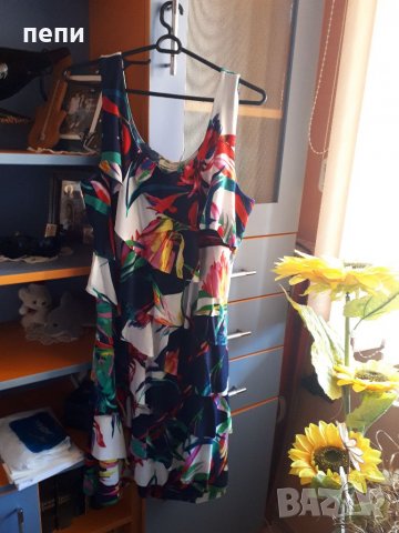 Елегантна дамска рокля