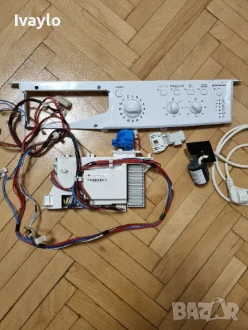 Части за Пералня INDESIT , снимка 4 - Перални - 49049619