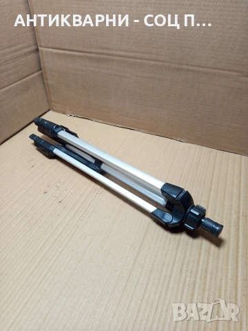 Стара Алуминиева Тринога Стойка За Статив Пазарен Нивелир. Номер 586.