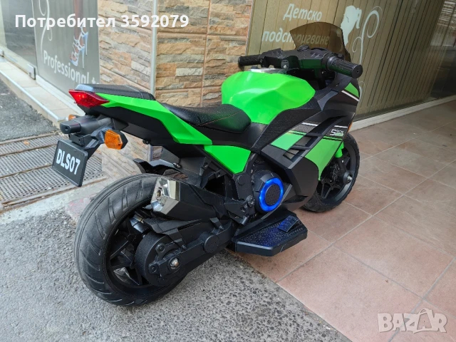 Децки мотор Kawasaki Ninja 12V, снимка 8 - Детски велосипеди, триколки и коли - 48746405