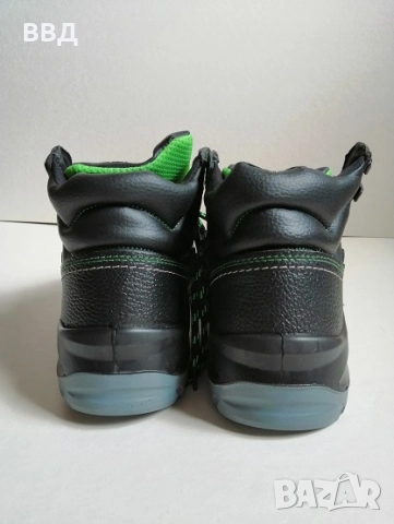 Работни обувки нови 43 номер, снимка 3 - Мъжки боти - 52570633
