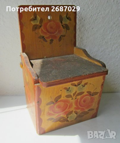Дървена стара кутия за стена с капак, рисувана