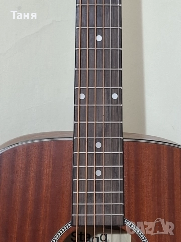 Нова Акустична китара STAGG