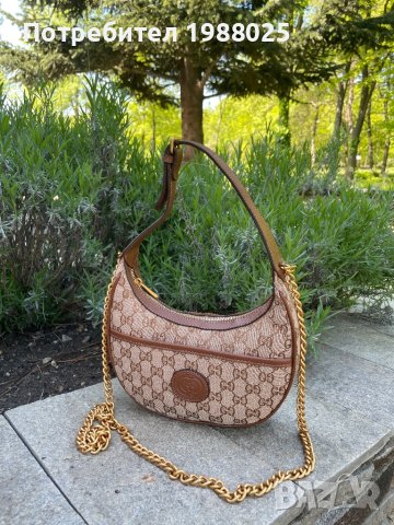 Gucci half moon чанта, снимка 1 - Чанти - 39779687