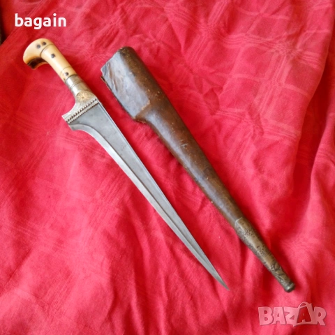 Нож за пробиване на ризници.