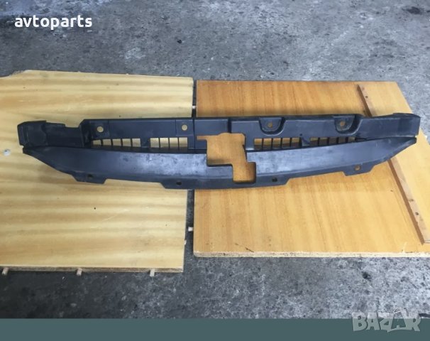 Subaru legacy 2011година решетка за ключалка преден капак