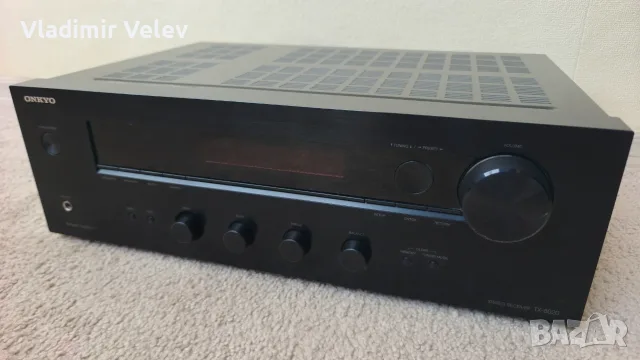 Onkyo TX-8020 (стерео усилвател)