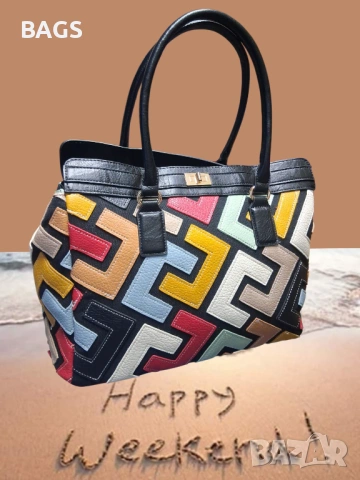 ЛУКСОЗНА ДАМСКА ЧАНТА, снимка 2 - Чанти - 54358696