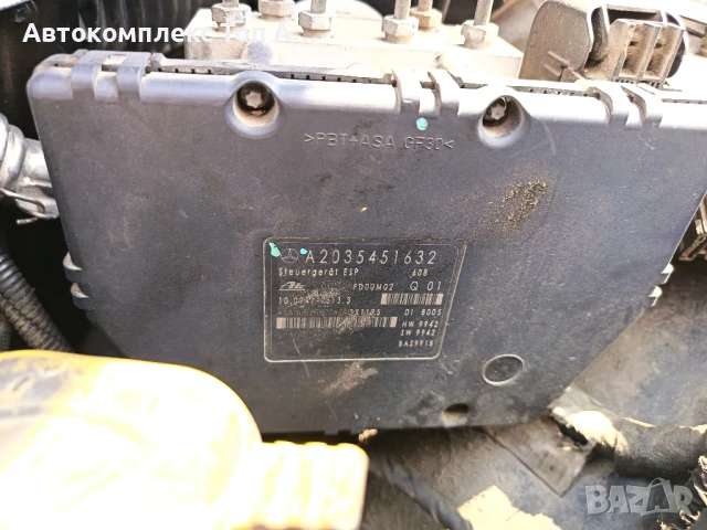 Mercedes w203/Мерцедес ц класа, снимка 4 - Автомобили и джипове - 51179539