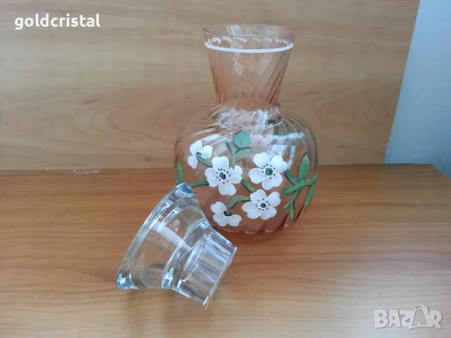 стара стъклена гарафа цветно розово стъкло 