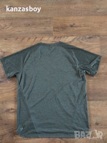 Pumа - страхотна мъжка тениска КАТО НОВА , снимка 10 - Тениски - 37128042