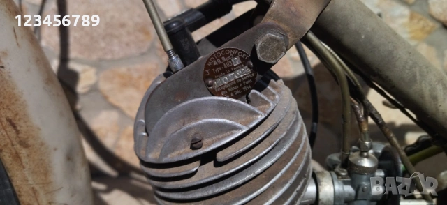 La Motoconfort 1954 г. Колекционерски, автентичен, работещ,оригинален., снимка 11 - Мотоциклети и мототехника - 53899159