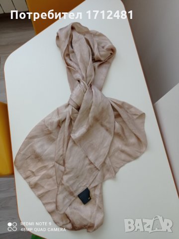 Fendi голям копринен шал 160/60 см., снимка 2 - Шалове - 31926845