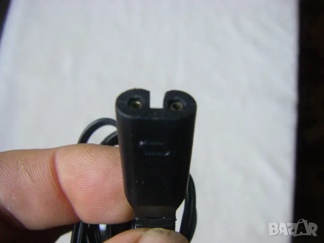 Работещ адаптор TRISA - АС 230V/DC 3V, 300мA , снимка 4 - Друга електроника - 47387566