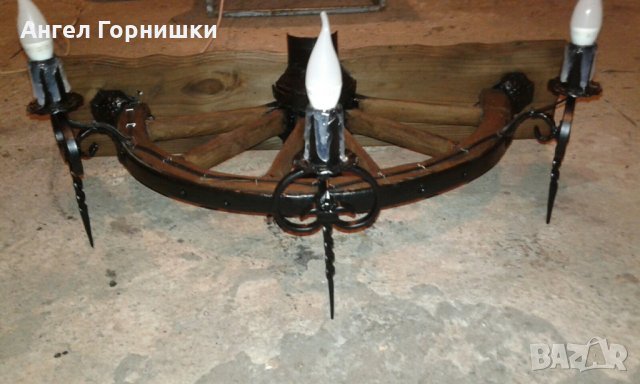 Стенна лампа от автентично колело на каруца, снимка 4 - Лампи за стена - 30384928