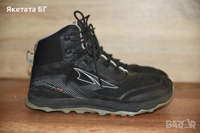 Altra Lone Peak All-Weather оригинални маратонки, номер 44