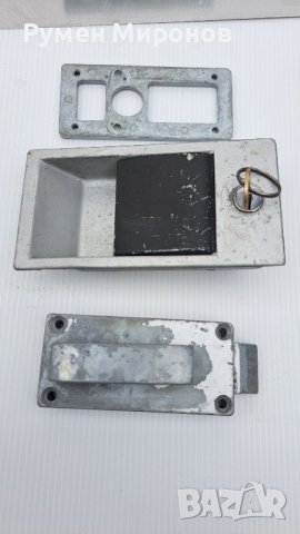 Продавам брава за каравана. , снимка 2 - Каравани и кемпери - 42193098